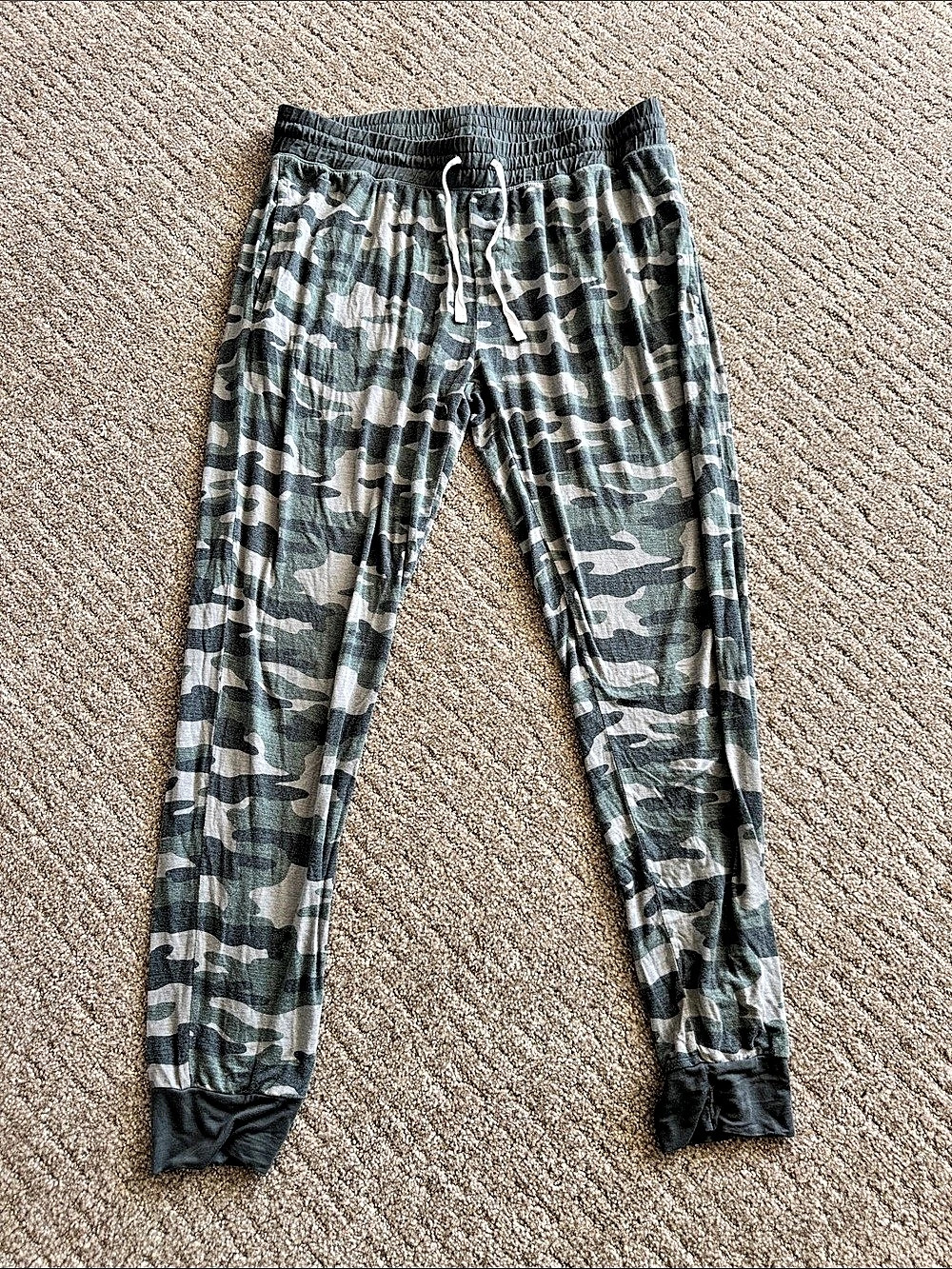 Little sleepies Camo Jogger Pants Size Large Like New